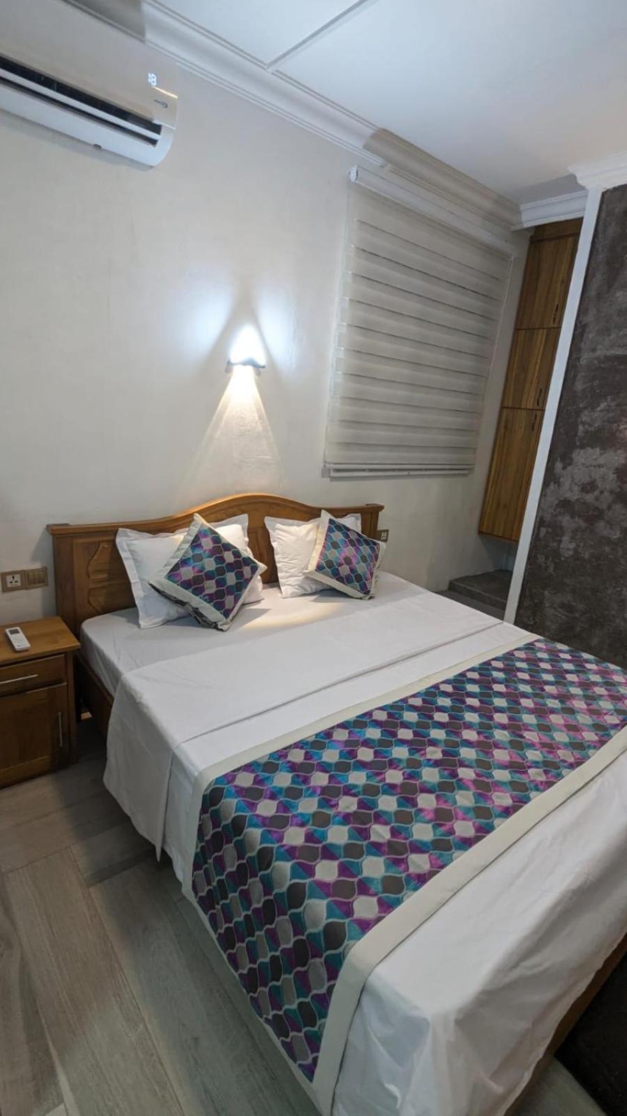 Happy House - Cosy Apartment With Private Pool And Walking Distance To Blue Bay Beach Exterior foto